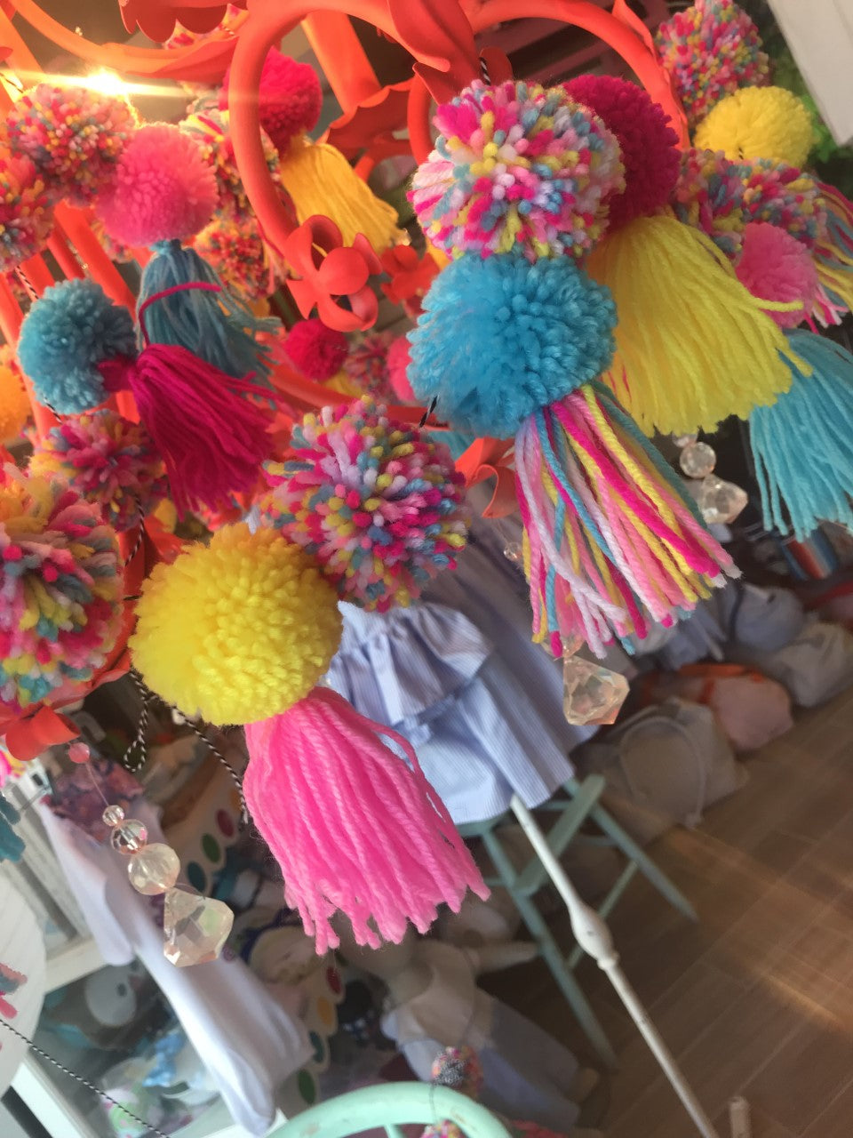 Garland: Colorful Pom Pom