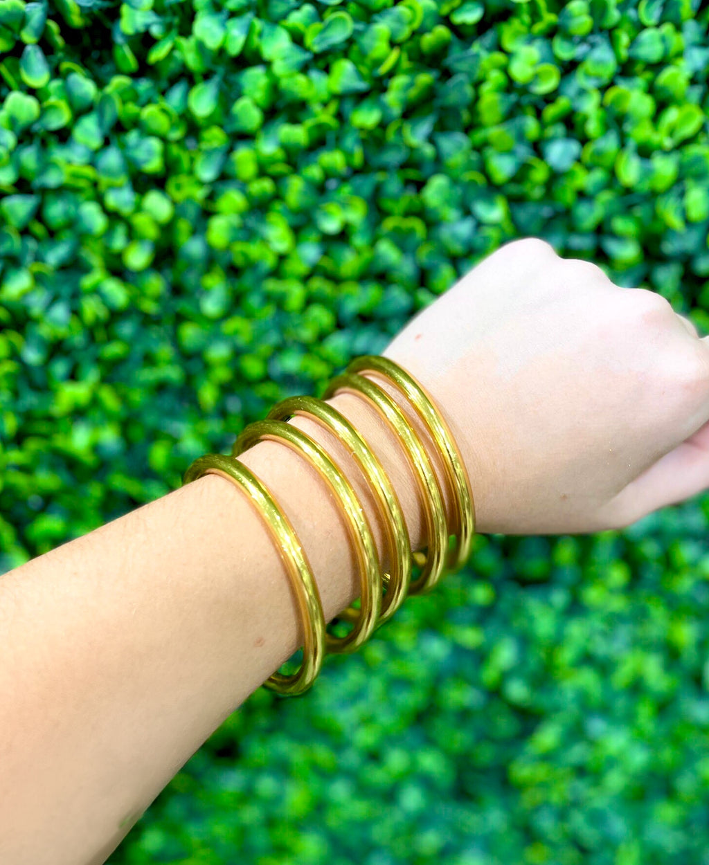 Unstoppable: Gold Soundless Bangles