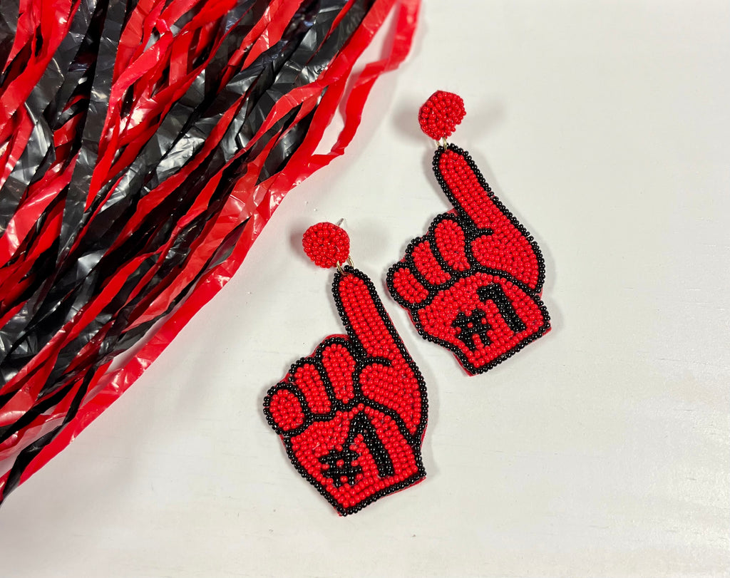 #1 Georgia Fan: Beaded Earrings