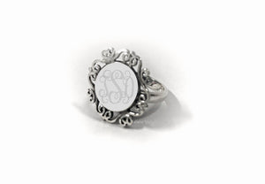 Curly Frame: Sterling Silver Ring